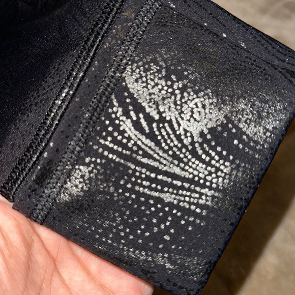 Lululemon - Picture 3 of 6